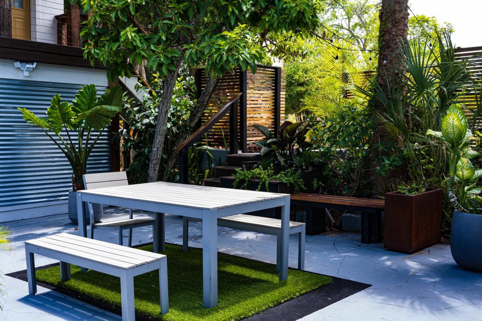 Shares Courtyard Luxury Apt - New! Rockledge Habitación foto